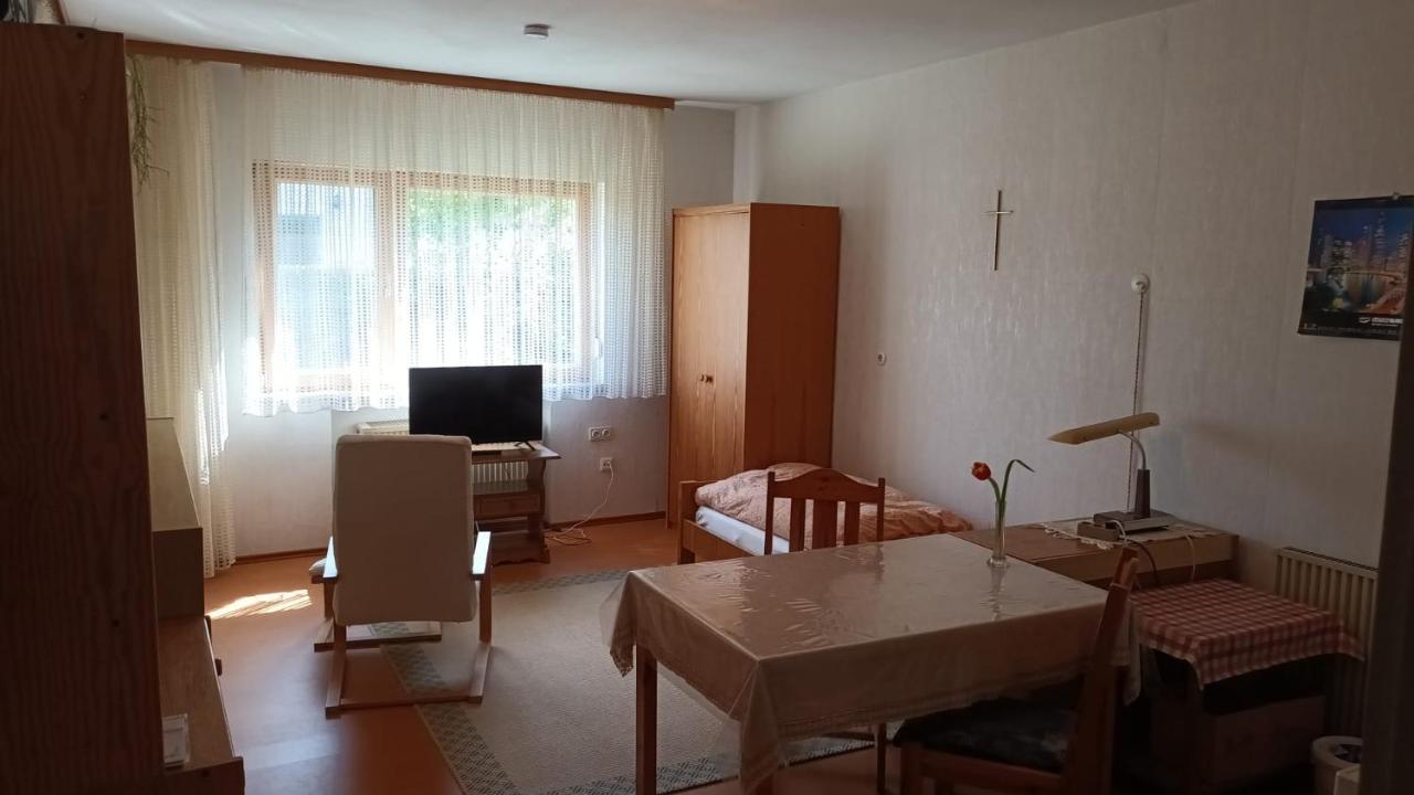 Gaestehaus Drexel Tussenhausen Dış mekan fotoğraf